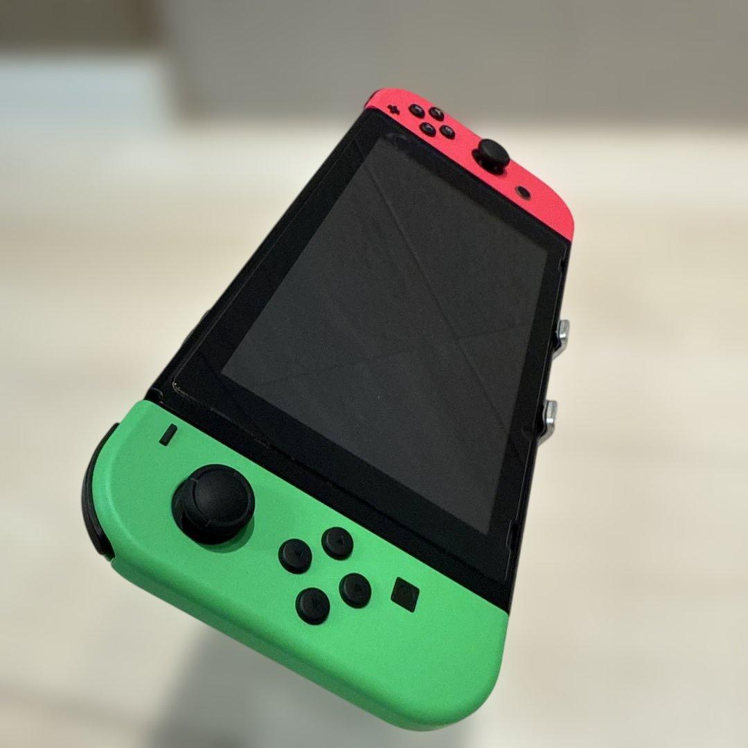 Nintendo Switch本体　ジョイコン4個+コントローラー付き