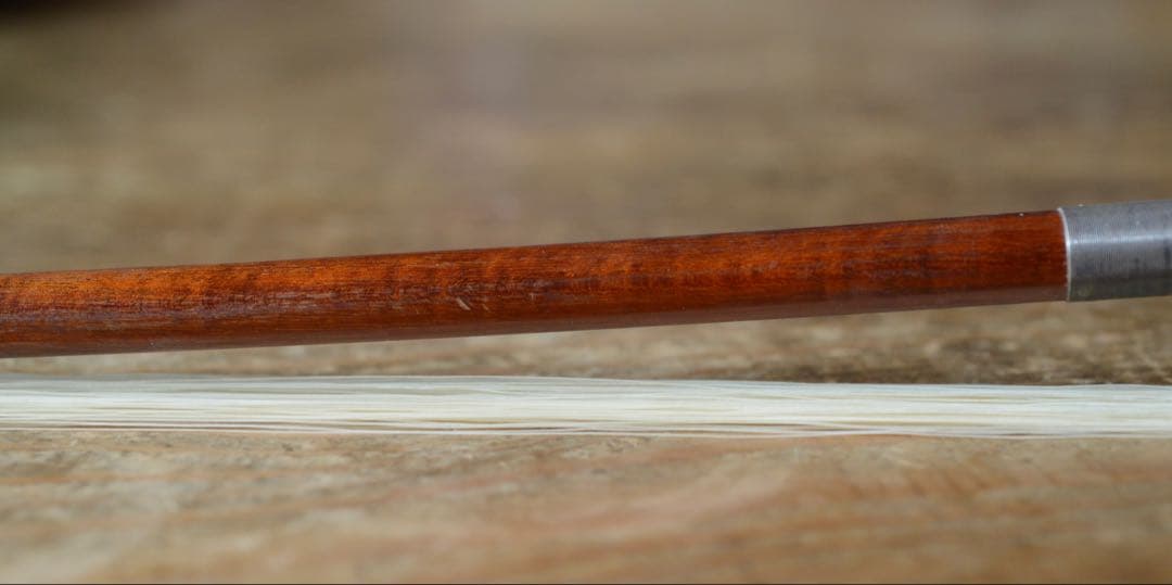 4/4 銀黒檀チェロ弓　美杢フェルナンブコ　80.6g