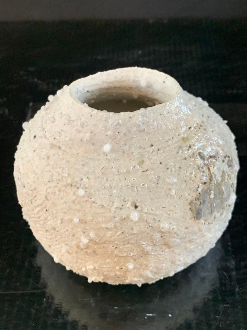 辻村史朗　白信楽小壺 C