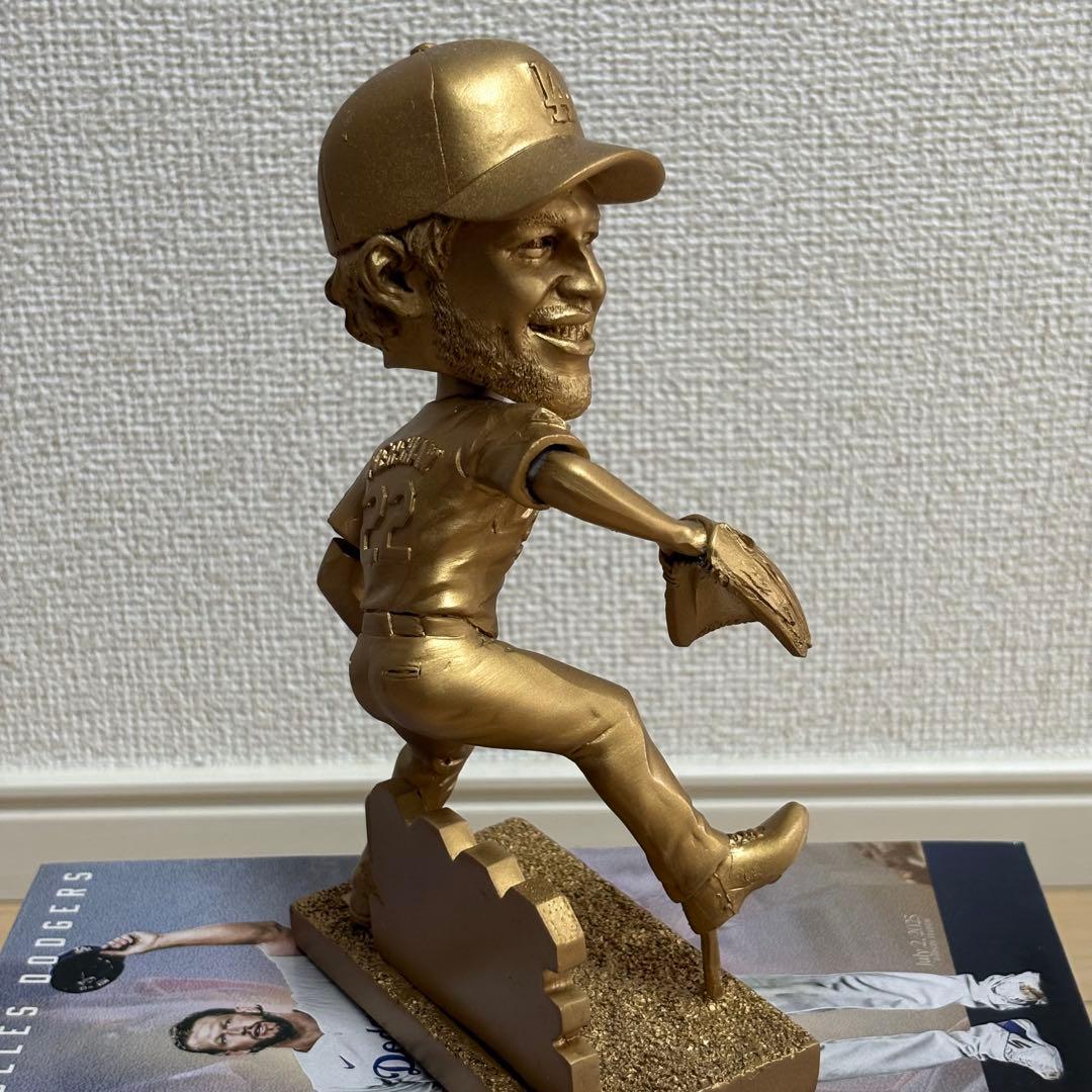 【新品・非売品・レア】ドジャース カーショー 3000奪三振記念　ボブルヘッド