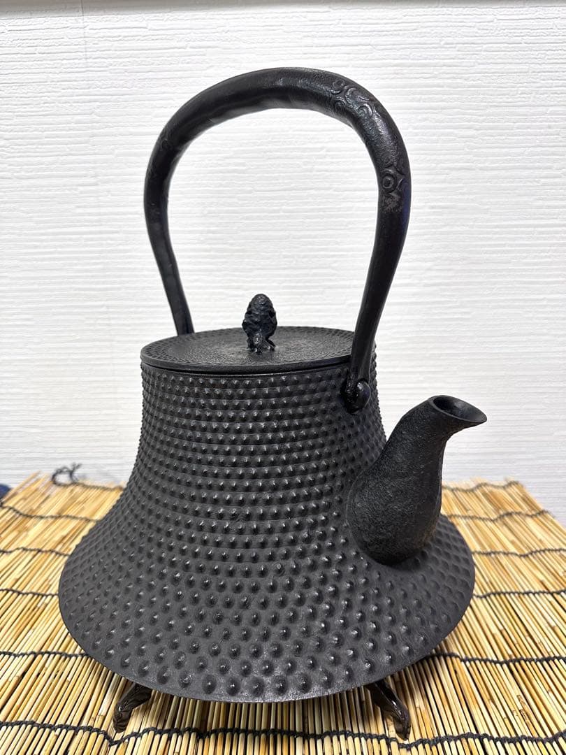 未使用品、タグ付　南部成龍堂鋳　及川光正　斎峰造　３０型　南部鉄瓶　南部鉄器