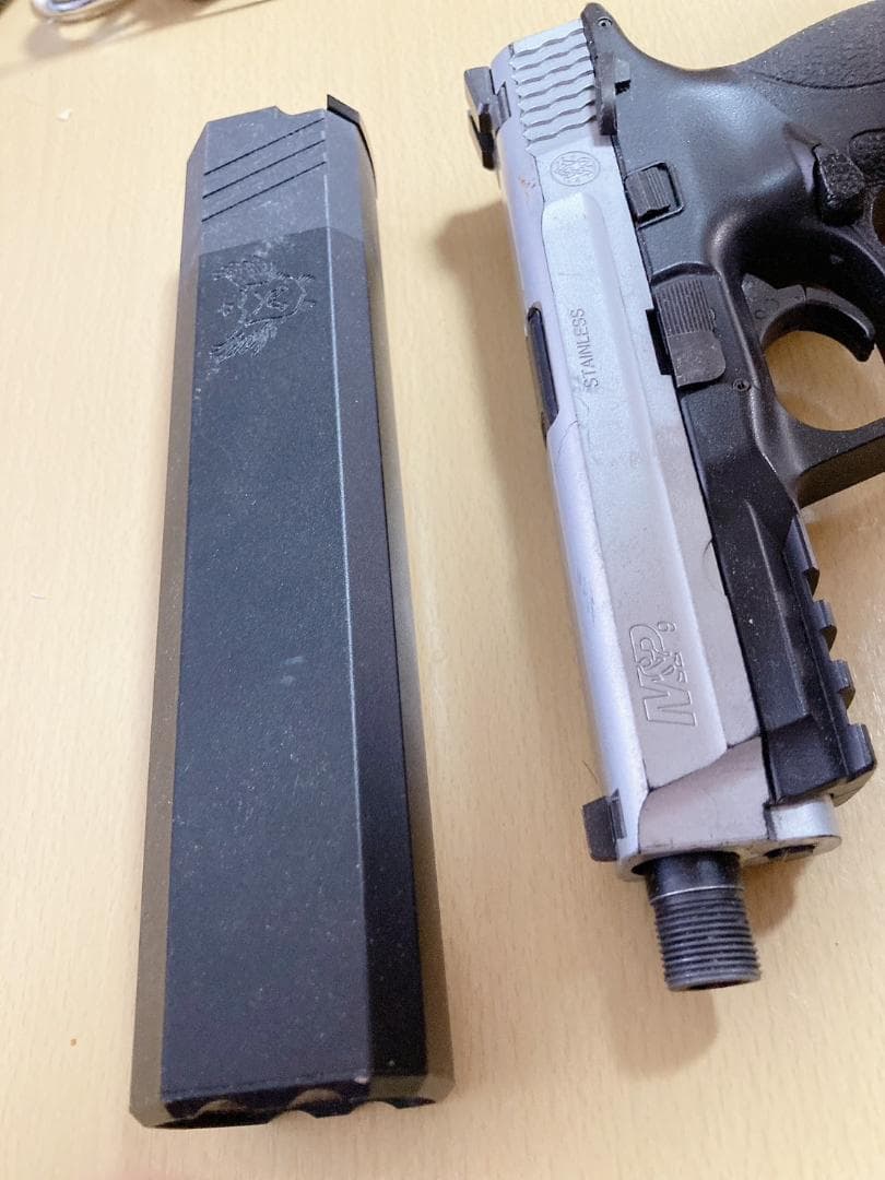 M&P9 たきな風　リコリス コスプレ用