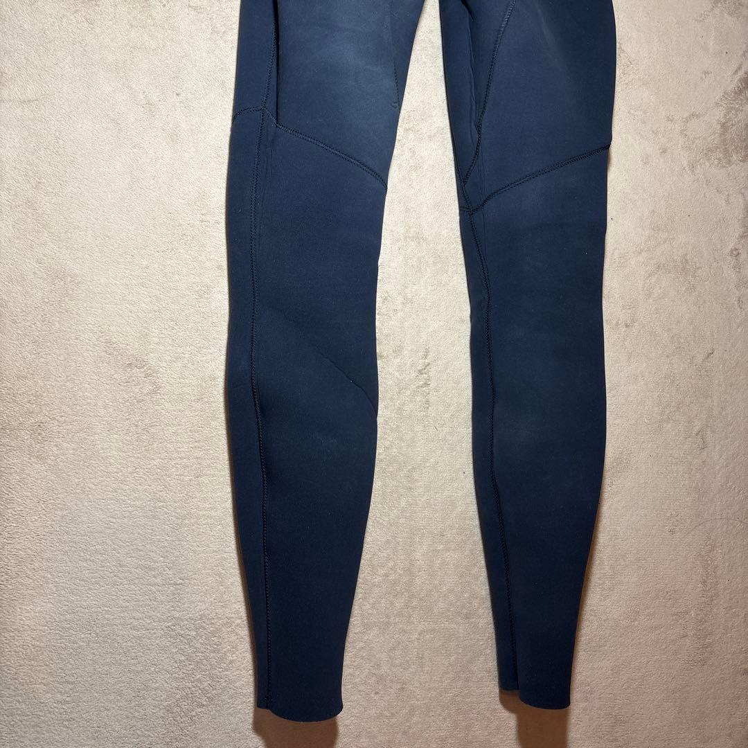 たけ.•*¨*✿ 　billabong ウエットスーツ