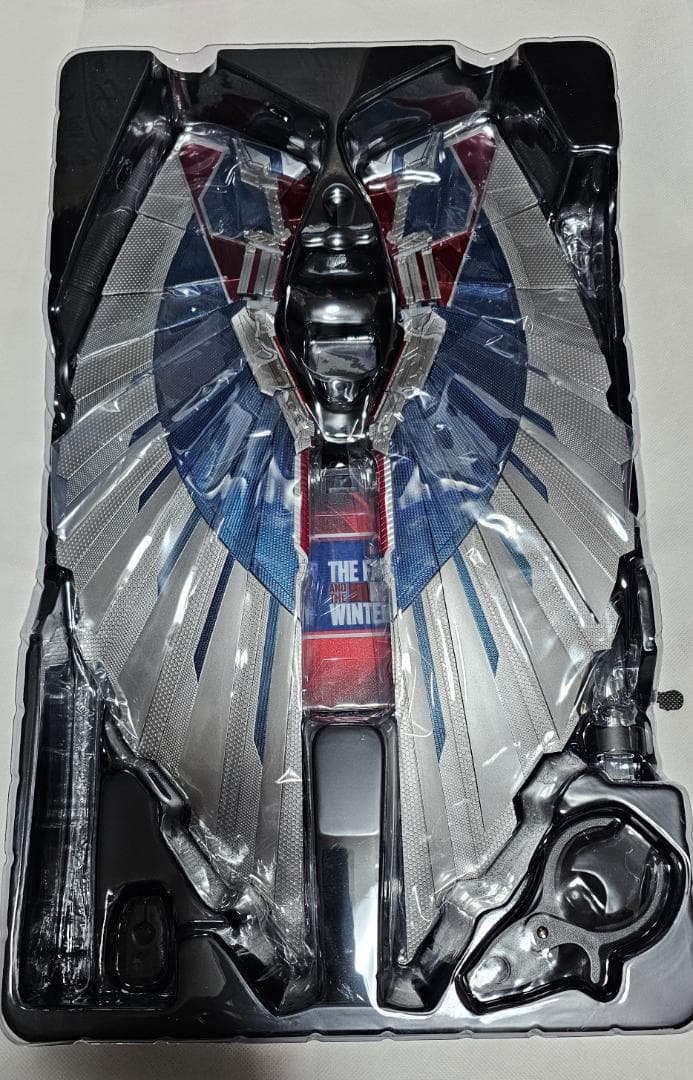 ホットトイズ　キャプテンアメリカ　ファルコン＆ウィンター・ソルジャー