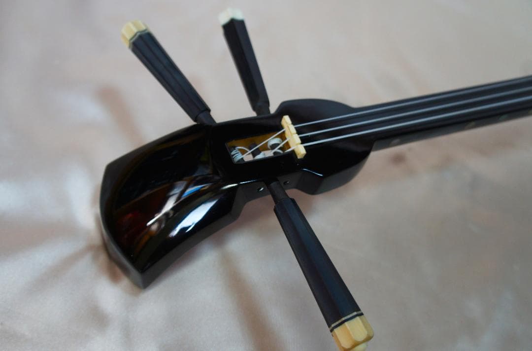 ☆綺麗☆本皮三線☆沖縄☆やんばる☆琉球☆本皮張り☆両面本革☆