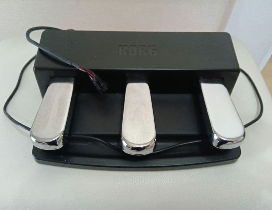 KORG　LP-180ホワイト（引き取り限定品）