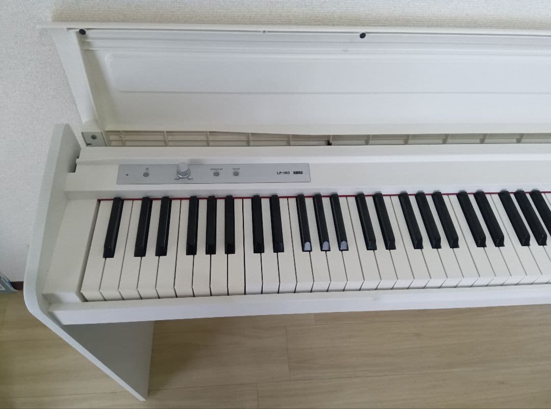 KORG　LP-180ホワイト（引き取り限定品）