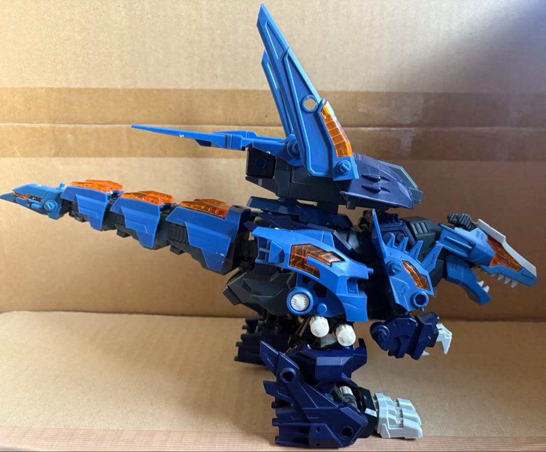 ジジジャクラスTOMY ゾイド　凱龍輝　現状品