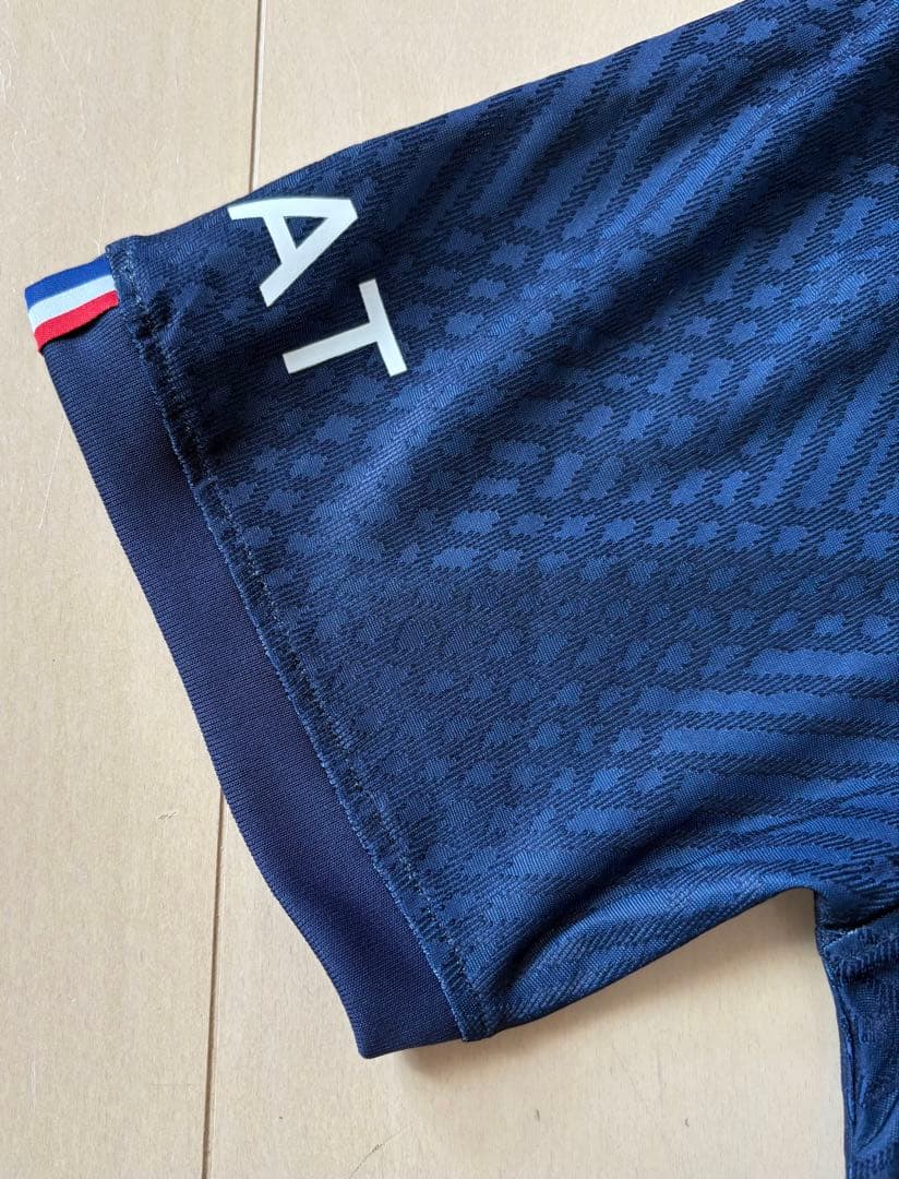 n*o様 メッシ、ネイマール他サイン入り PSG ユニフォーム 30番