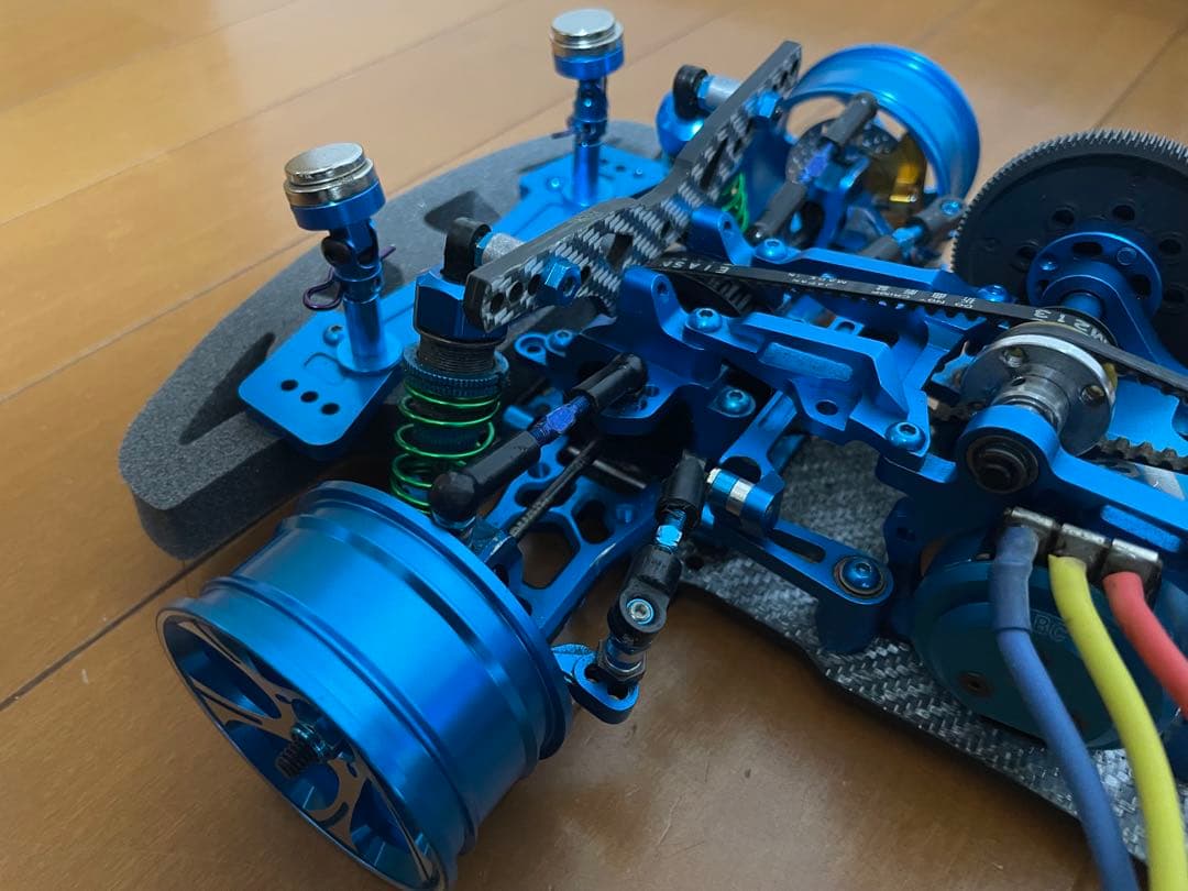 【希少/未走行】タミヤ TA-05 コンバージョン スクエア ホワイトカーボン