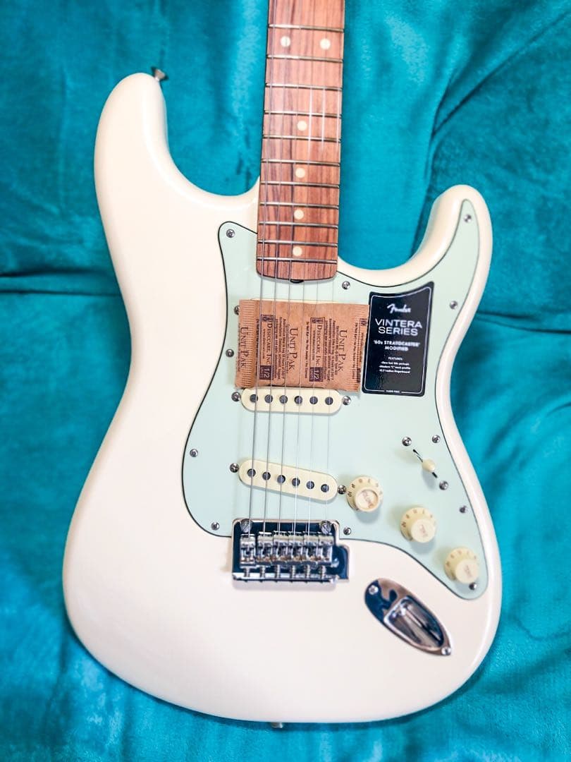 フェンダー エレキギター Vintera '60s Stratocaster