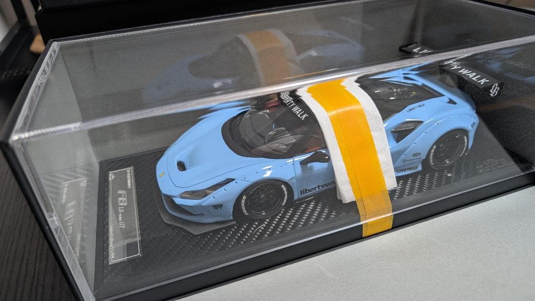 1/18 VIP Scale Model Ferrari フェラーリ F8