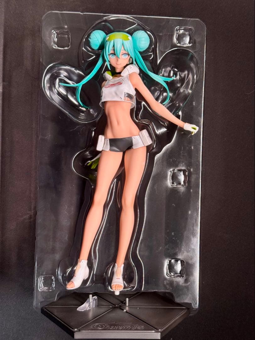初音ミク レーシングミク フィギュア 2022 Tropical