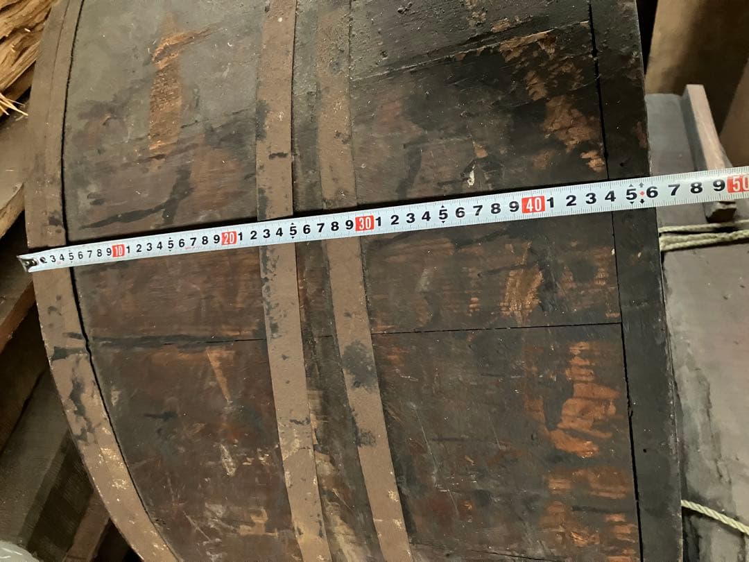 漆製造工程で使用する大きな桶　外径直径約110cm×約46cm