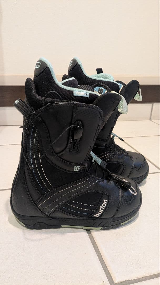 【Burton Mint 女性用スノーボードブーツ 24cm 】ブラック/ミント