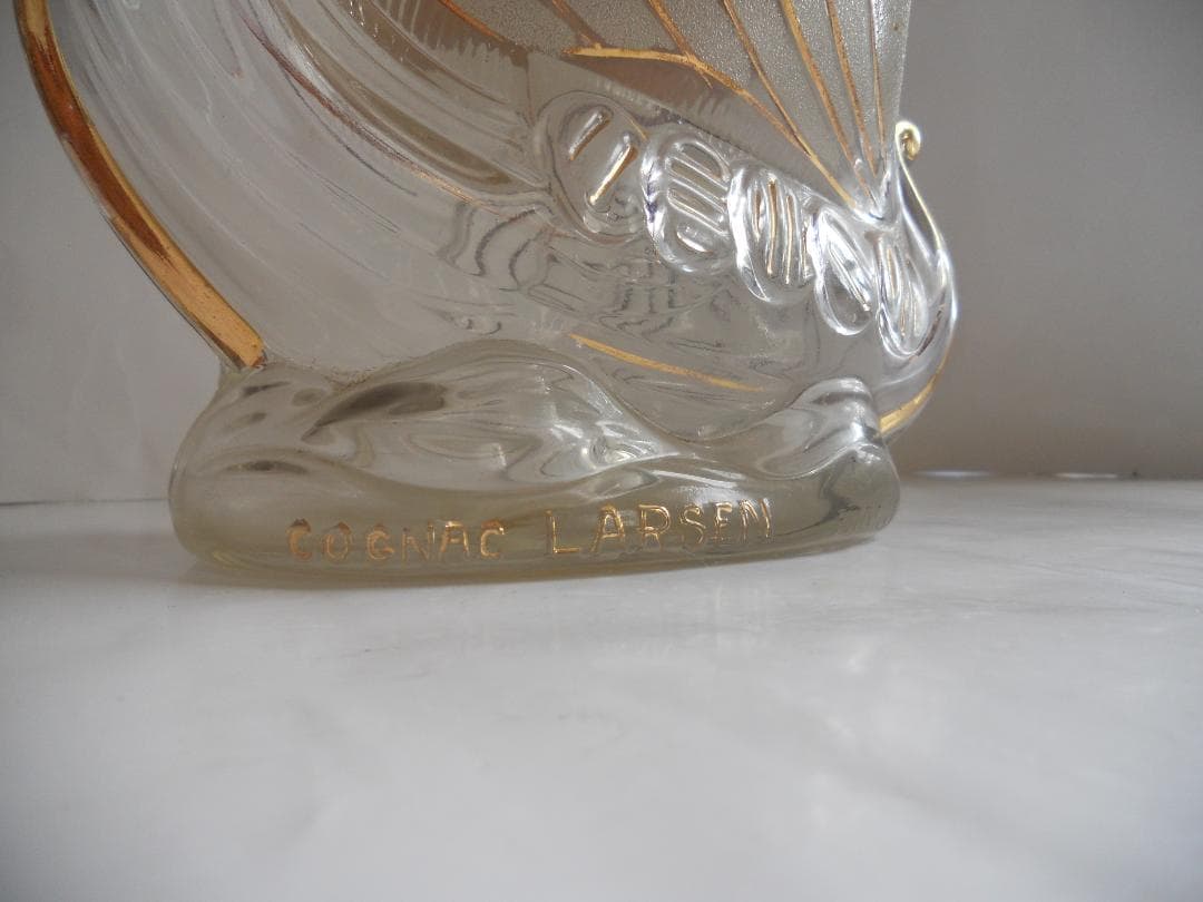 ラーセン シップ ヴィンテージ 空瓶 超希少 貴重 LARSEN 年代物 です。
