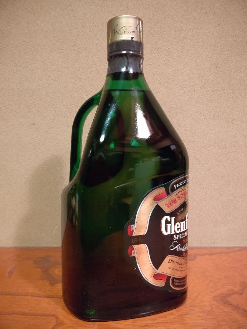 スコッチウイスキー グレンフィディック 大容量 ガラス 取っ手付きボトル レア