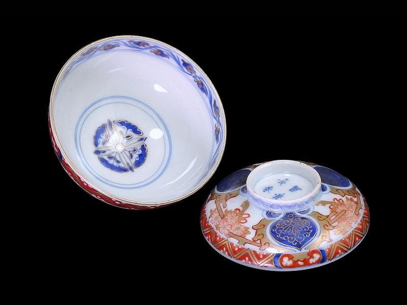 古伊万里　金襴手　桜花紋に光背の図　大振蓋茶碗　AS-DBz