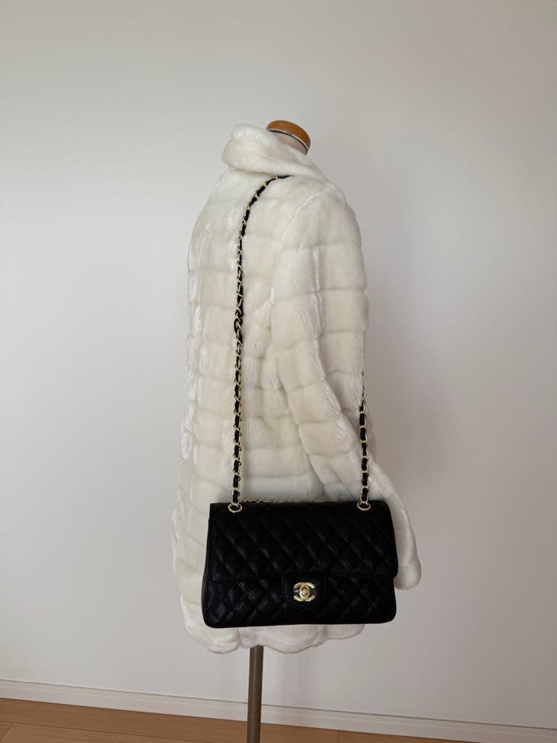 キルティングバッグ　ゴールドチェーン　ショルダーバッグ　キャビアスキン　2way