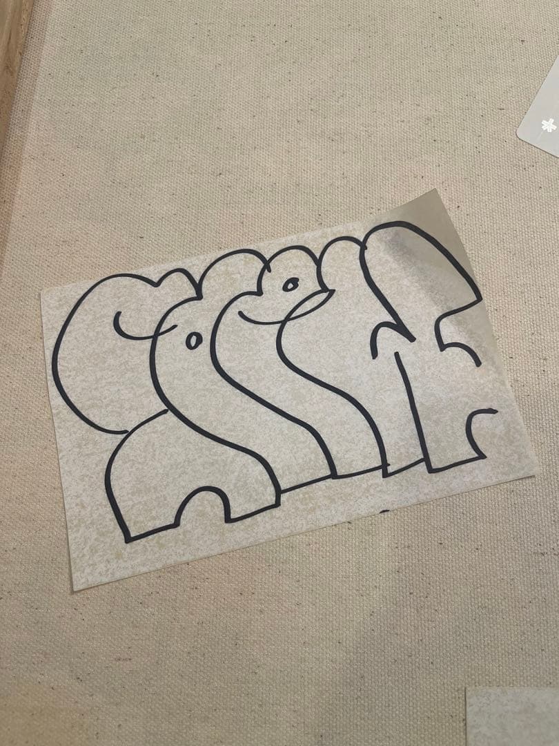 グラフィティアート作品　検索）マークゴンザレス　KAWS NIGO