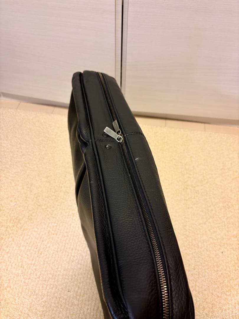 Ermenegildo Zegna ブラックガーメントバッグ