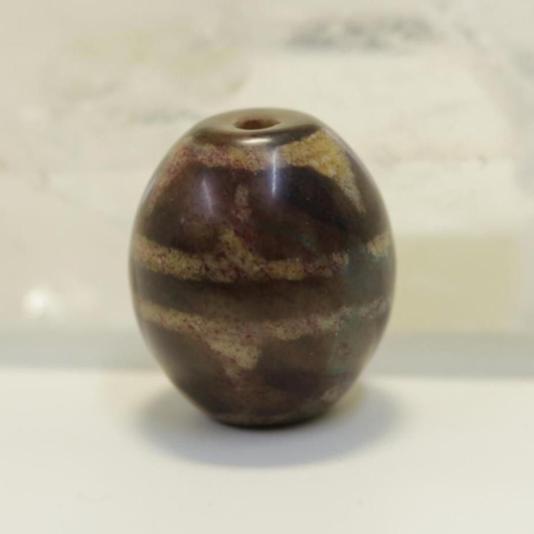 四線虎牙天珠：朱砂入り