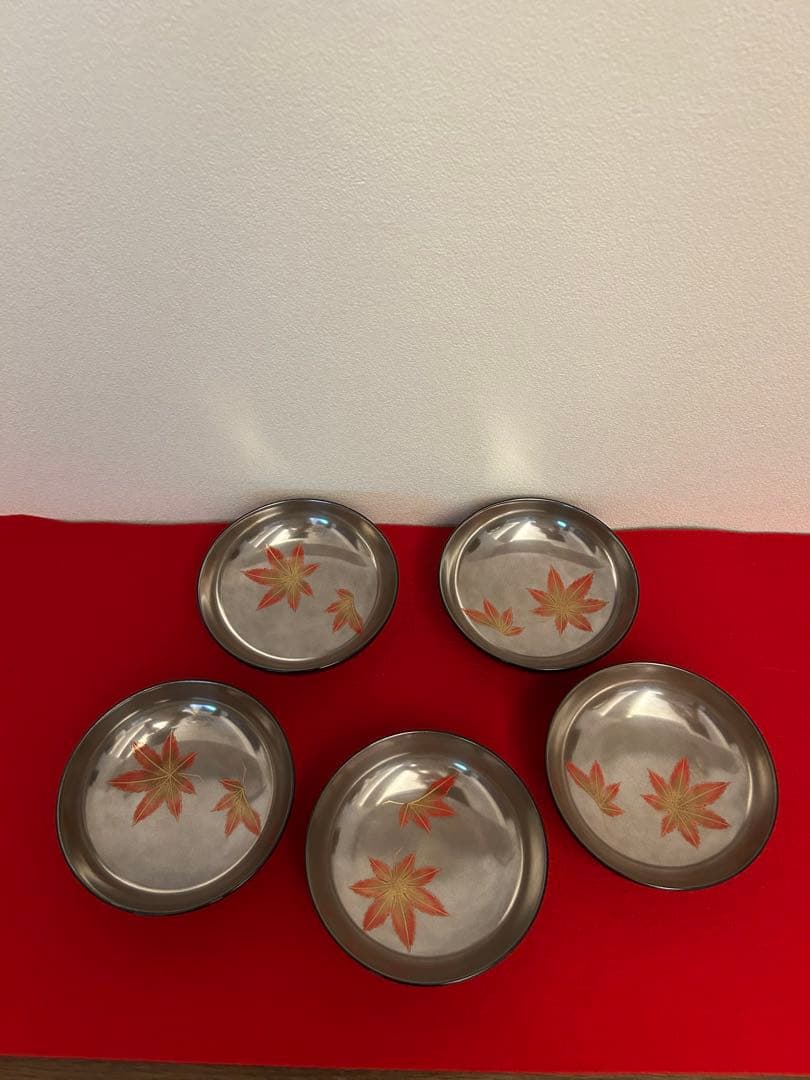 輪島塗　黒呂色蓋内銀地　紅葉蒔絵煮物椀五客