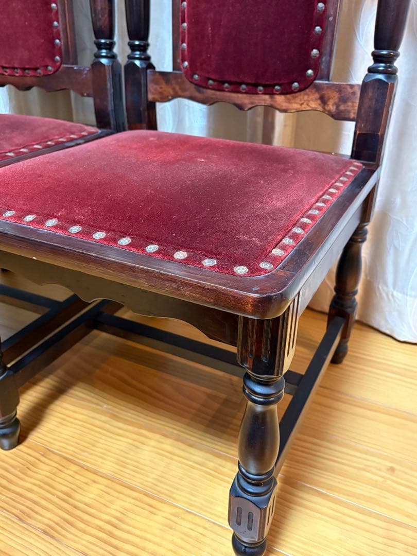 ヴィンテージ 鋲打ち　椅子　ベルベット張り　レトロ　チェア 2脚