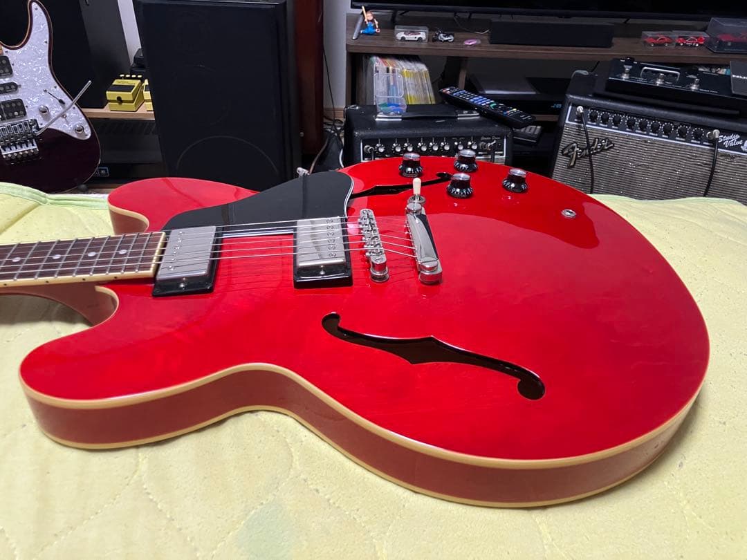 Epiphone ES335 2022年製　 レッド　美品　セミアコ