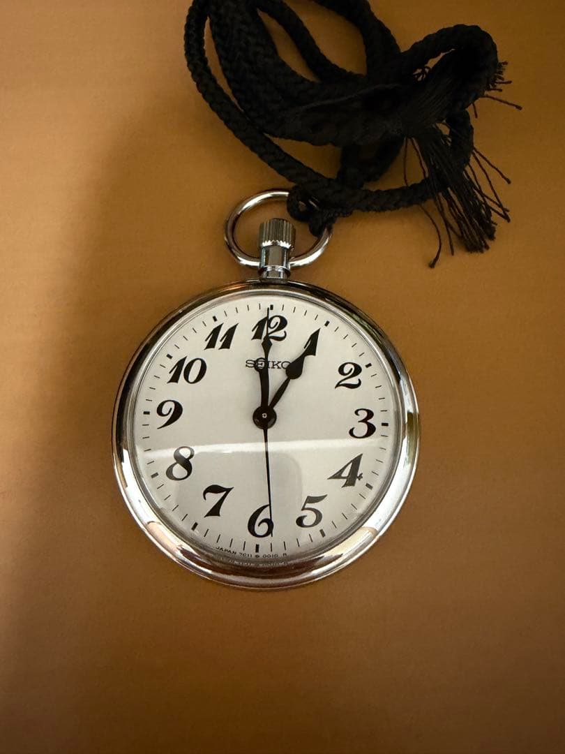 SEIKO 懐中時計 白文字盤 黒ストラップ　鉄道運転時計 実際の使用品