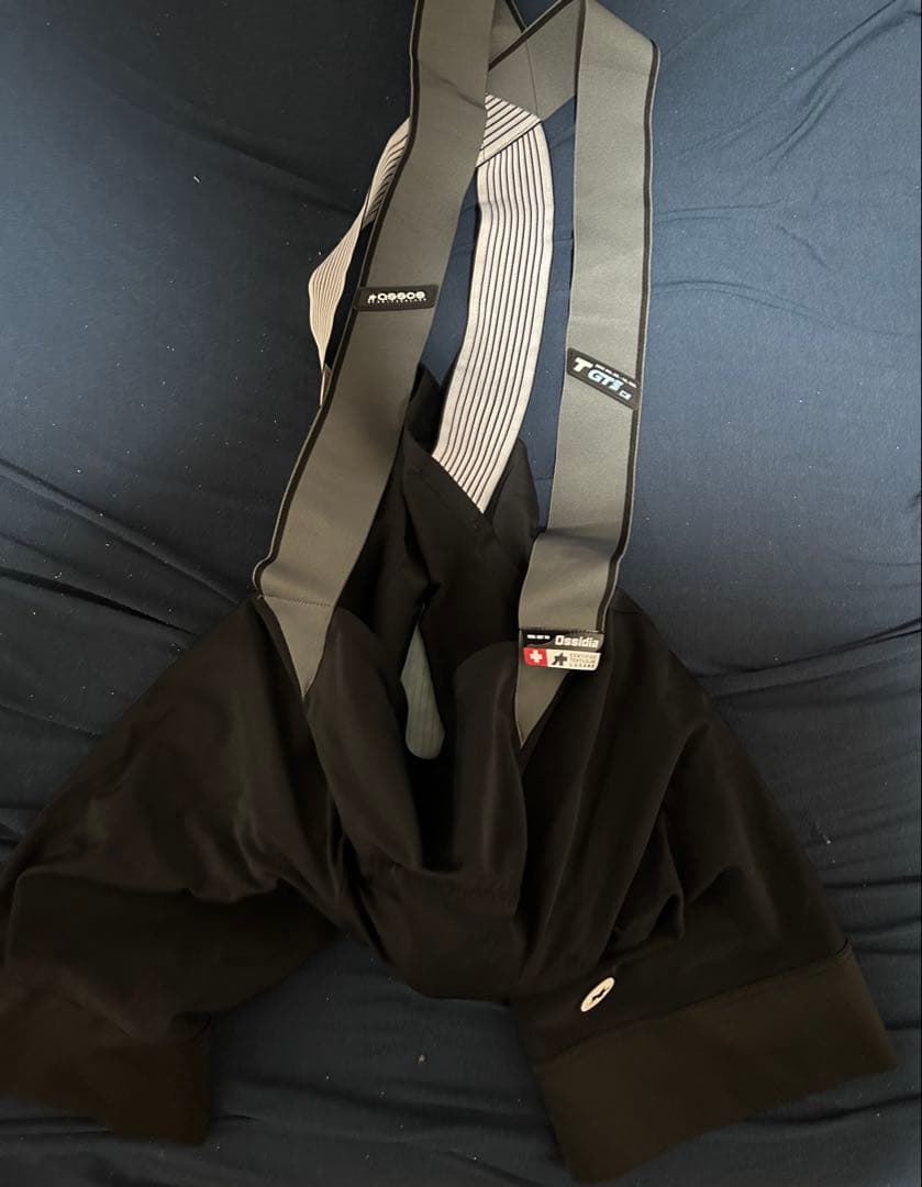 assos Dssidiaビブタイツ ブラック