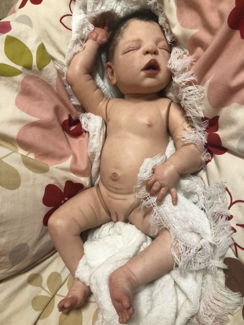 リボーンドール リアル赤ちゃん人形