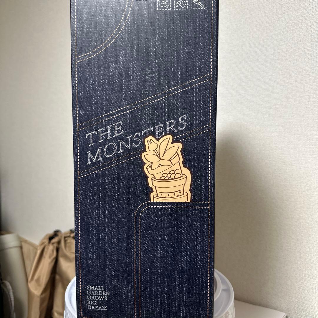 ポップマート THE MONSTERS FALL IN WILD ぬいぐるみ