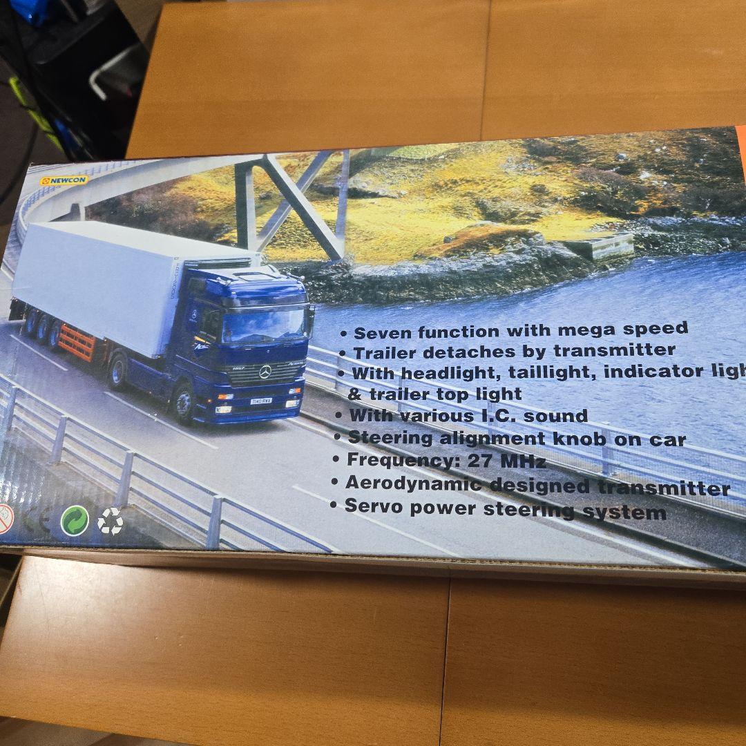 メルセデスベンツトレーラーACTROS大型ラジコン