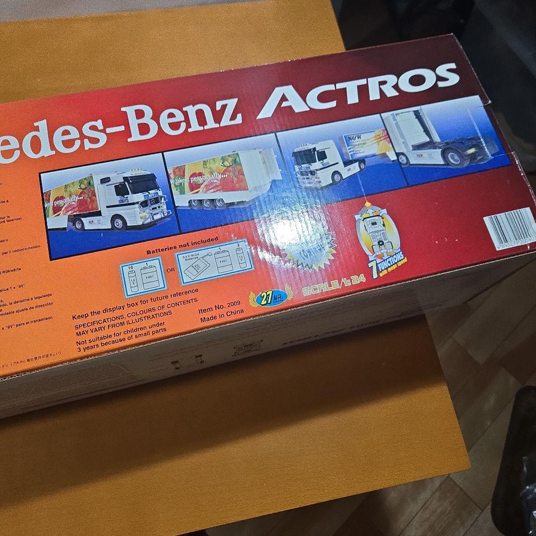 メルセデスベンツトレーラーACTROS大型ラジコン