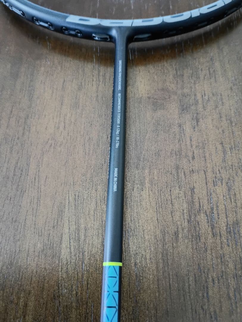 バボラ　アディダス　バドミントンラケット　2本