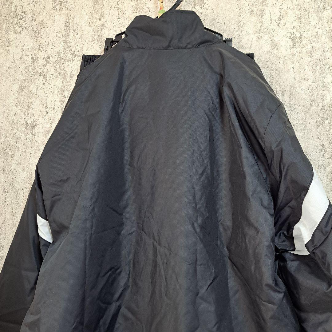 ASICS ウインドブレーカーウォームアップウェア ブラック　中わた　XL