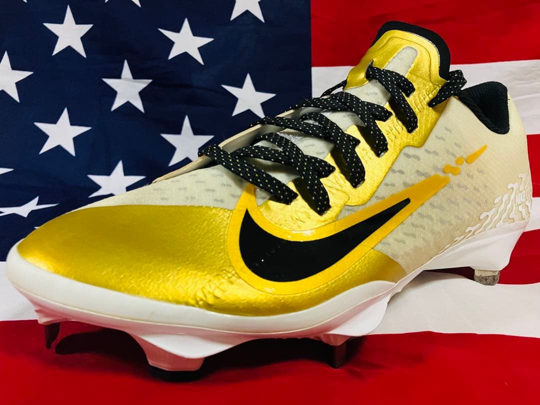 【日本未発売】NIKE ナイキ　野球 スパイク ホワイト　ゴールド 26.5cm
