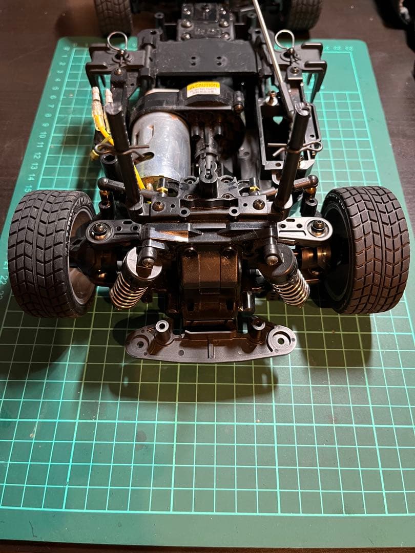 トヨタ スープラ RCカー BT01シャーシ