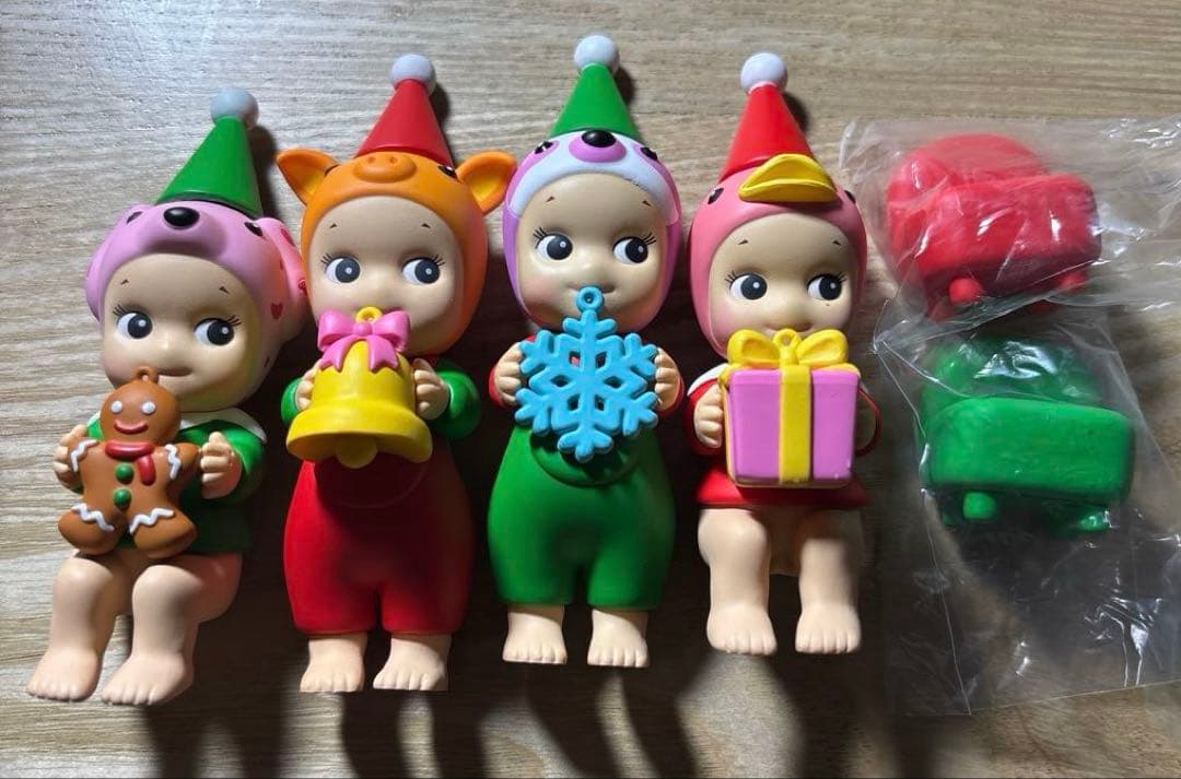 Sonny Angel Santa’s LittleHelperクリスマス4種