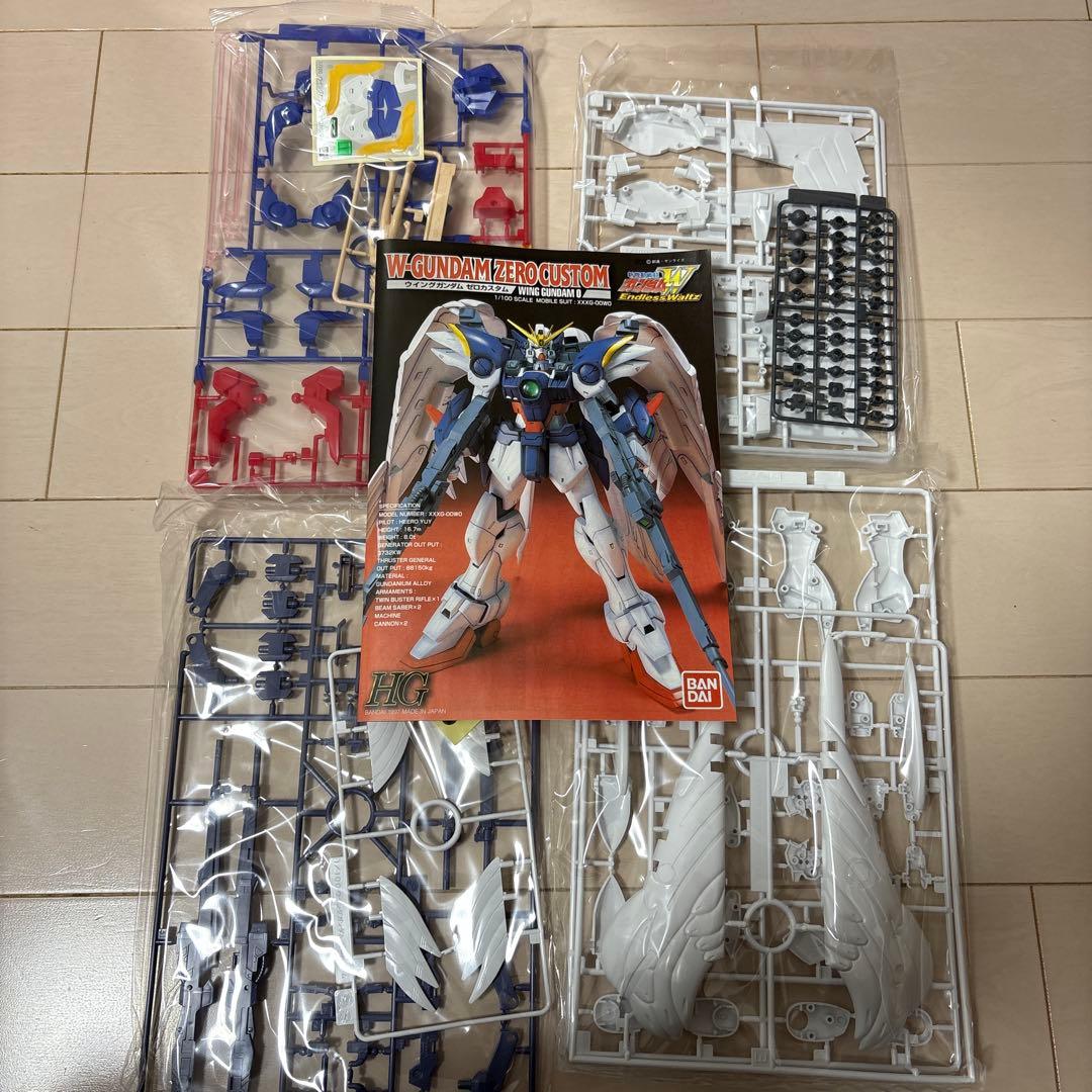 【新品未開封】W-GUNDAM ZERO CUSTOM HG 1/100