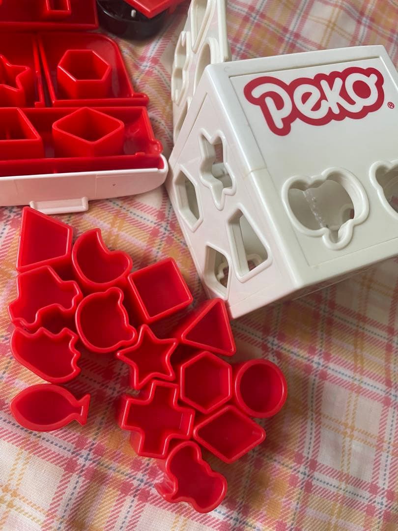 ペコちゃん　ポコちゃん　不二屋　車　型はめ　パズル　ミニカー　レトロ　貴重品