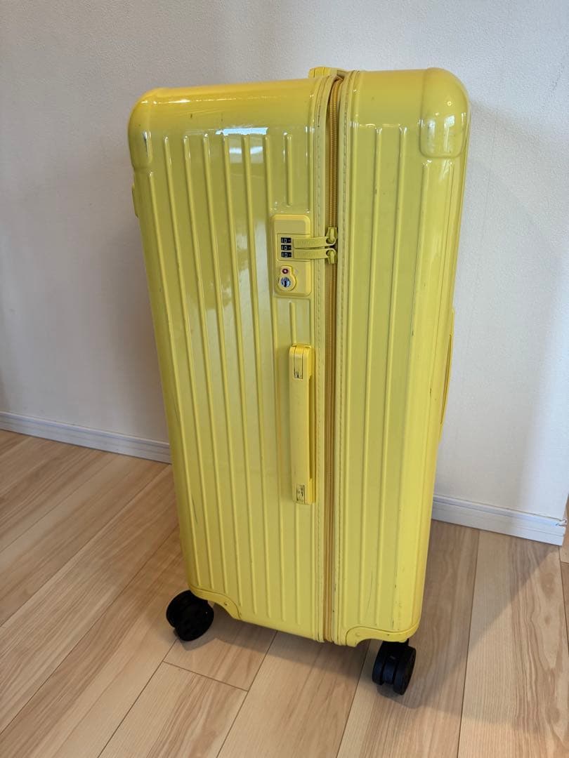 【リモワ】エッセンシャルトランクプラス　シロトン