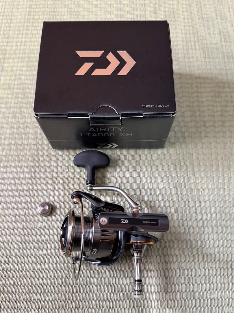 【新品未使用】23 エアリティ LT4000-XH ➕ リール スタンド