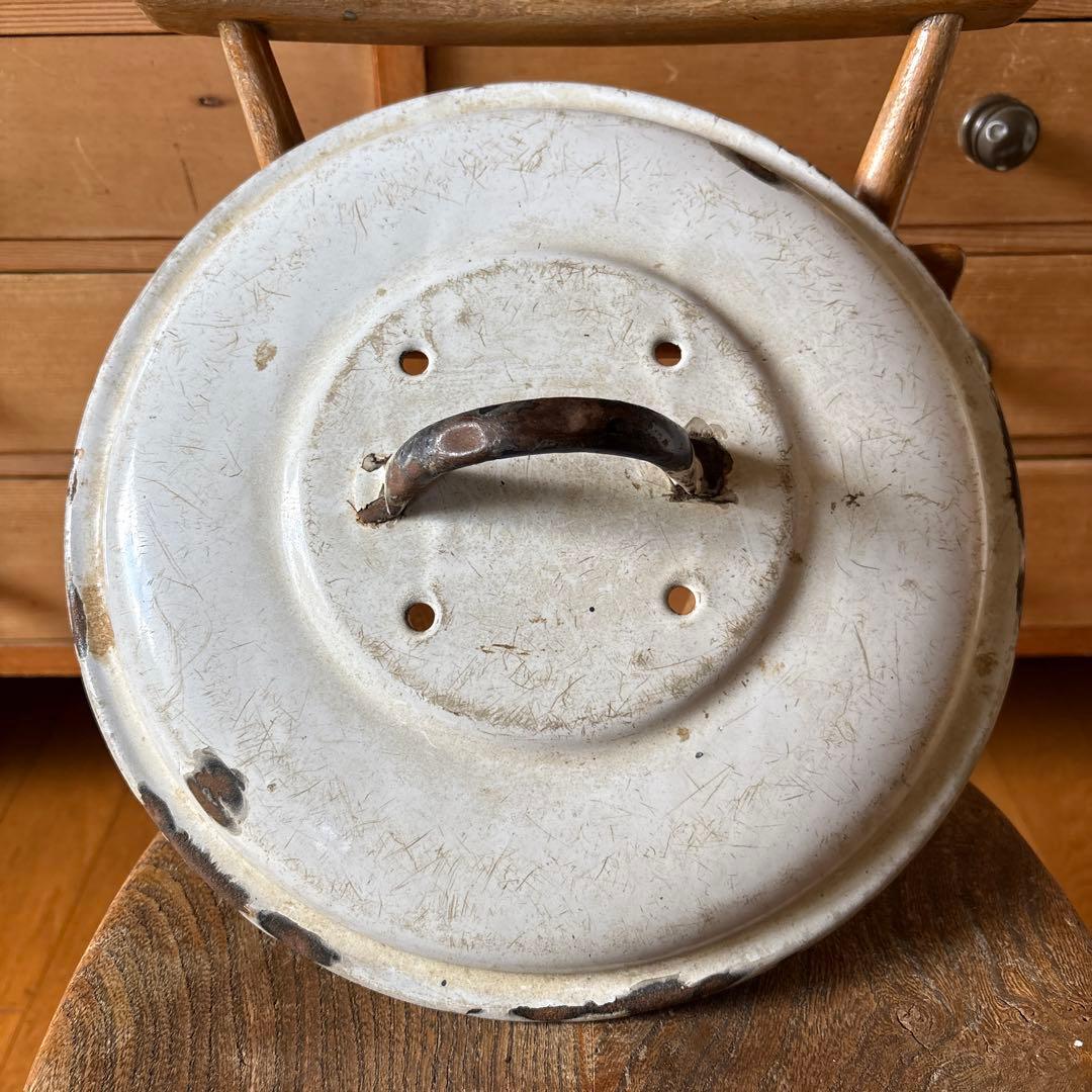 アンティーク ⚫︎BREAD缶⚫︎ホーロー