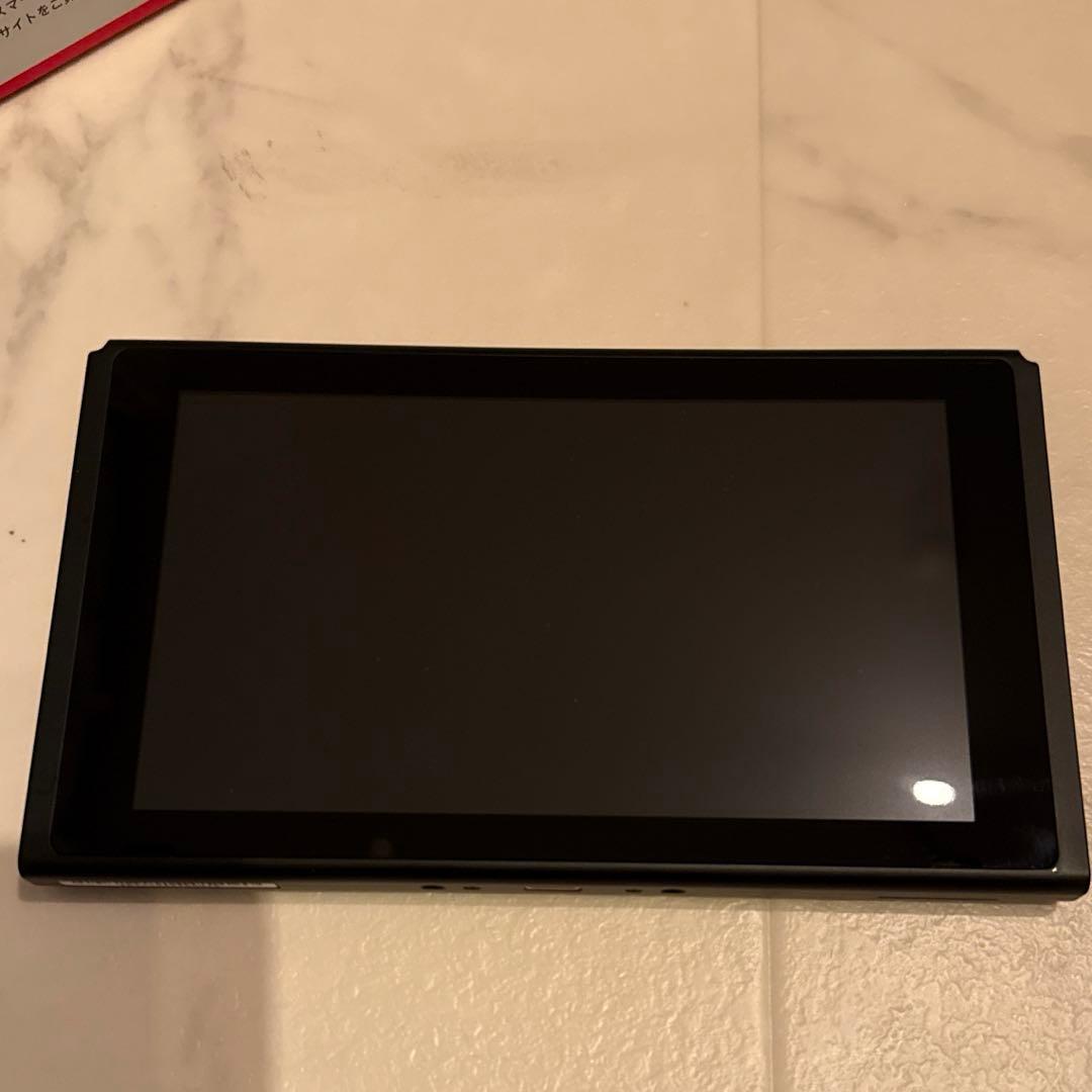 【送料込み】Switch 本体＋SDカード＋ソフト2個