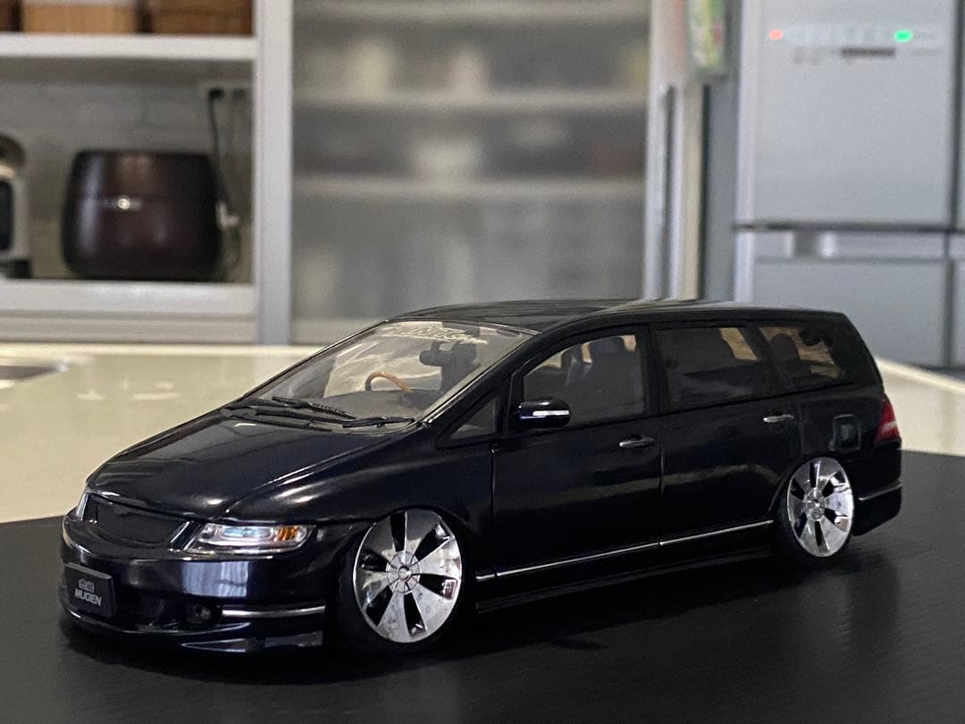 ホンダ　オデッセイ1/24 ダイキャスト　　ローダウンカスタム