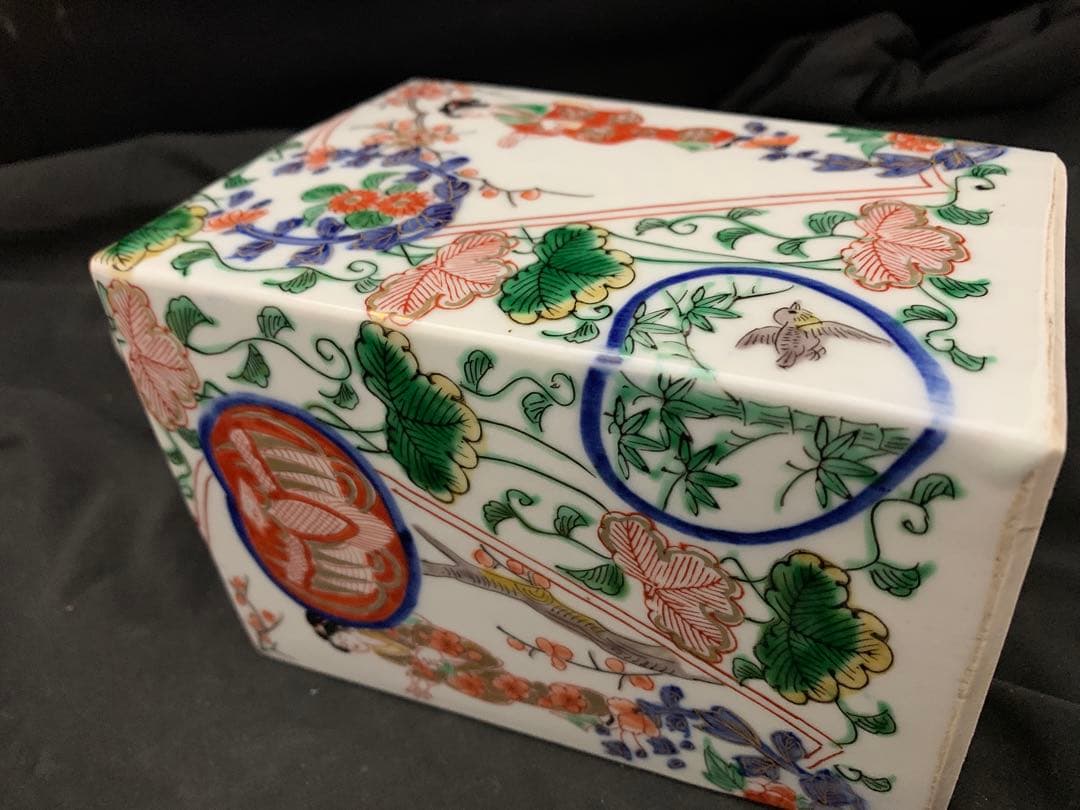 二重角福　美人画　色絵金彩　角瓶　壷　徳利　一輪挿し　古伊万里