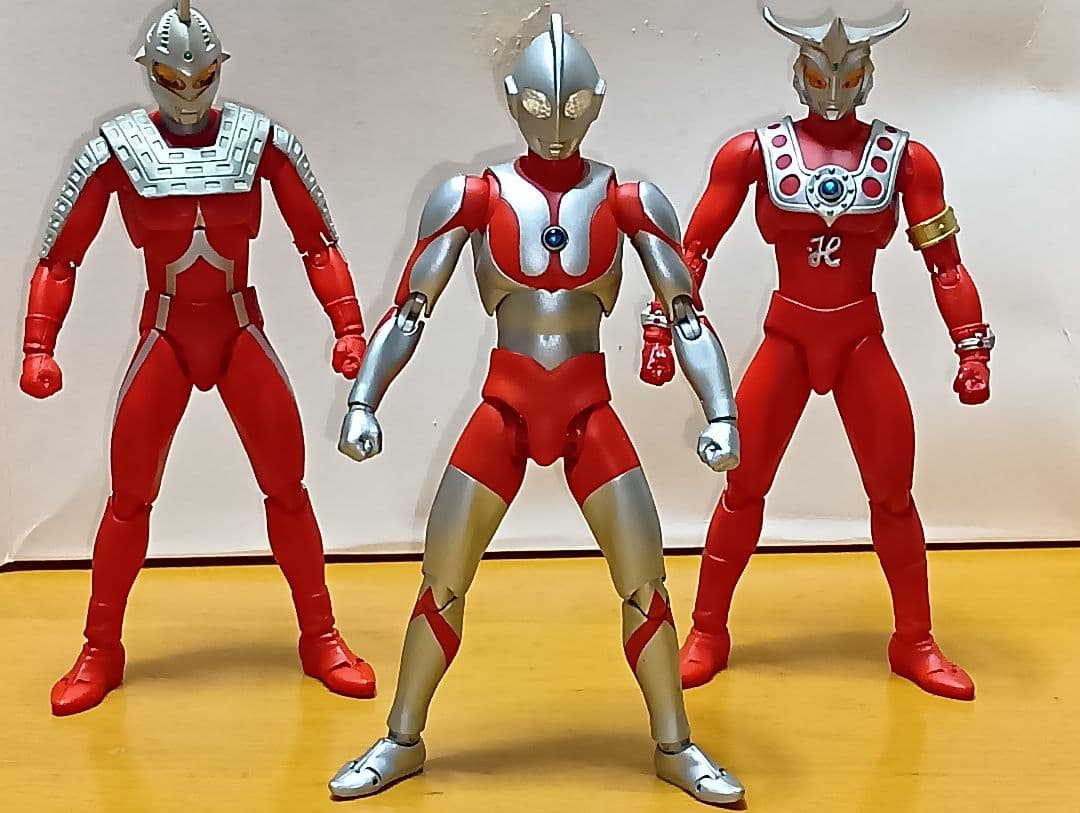 ウルトラアクト7点セット＋オマケ1体