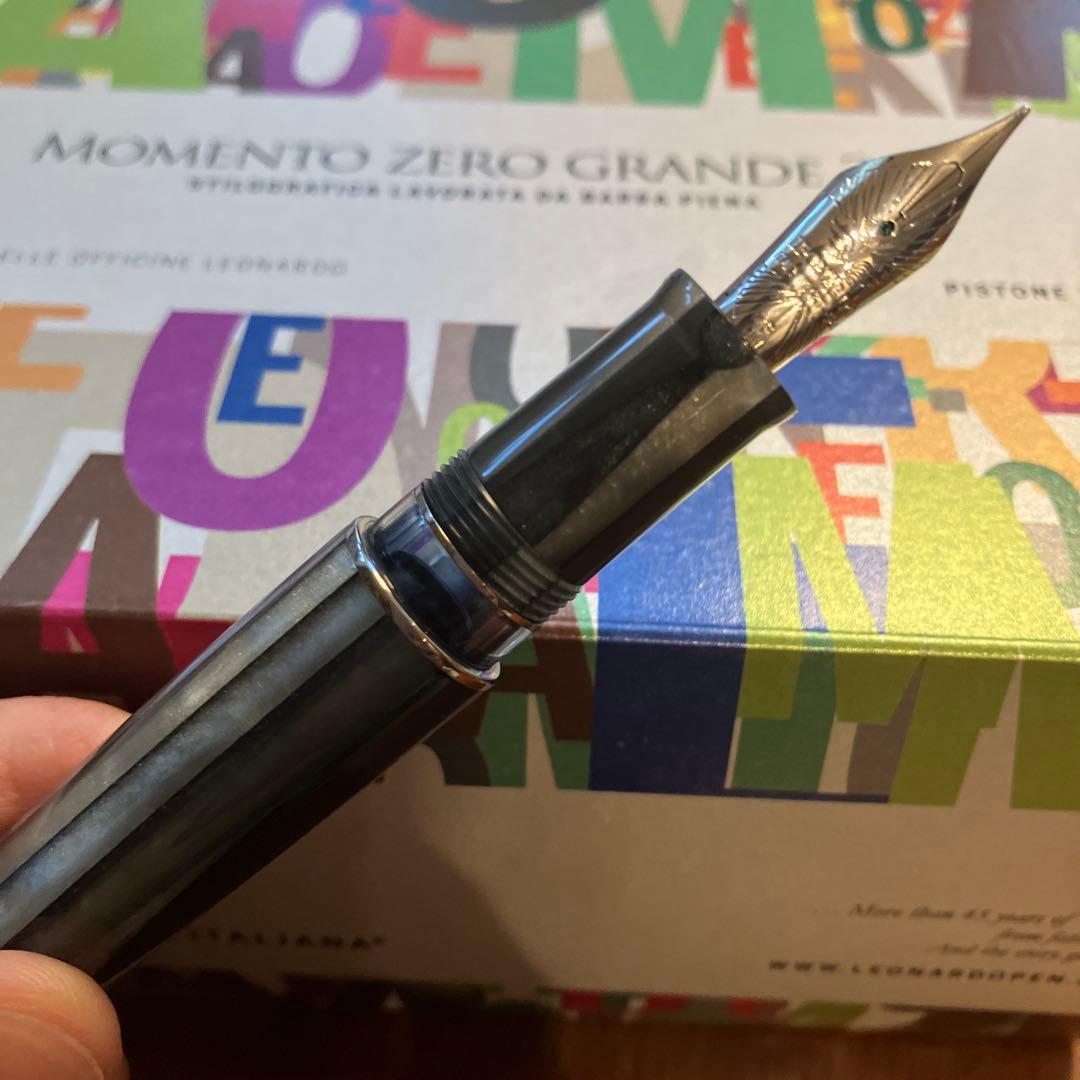 Momento Zero Grande 2.0 万年筆 サンド　14K F